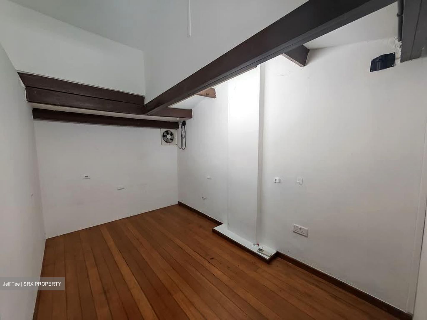 Little India Conservation Area (D8), Retail #563732791